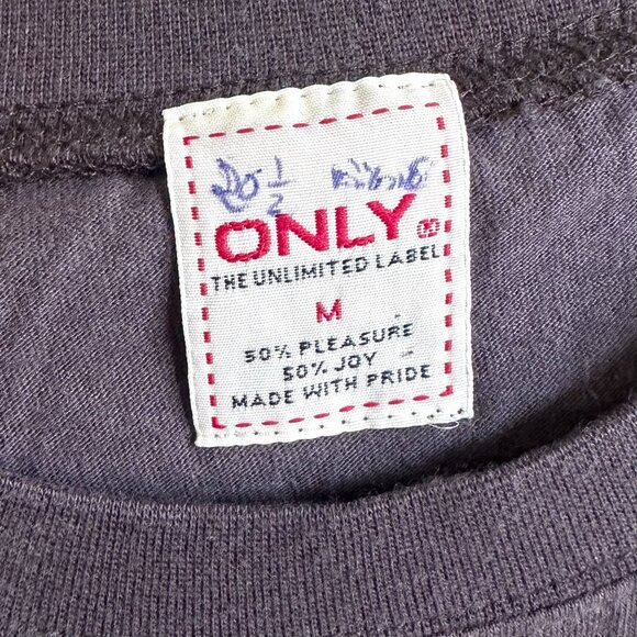 Only The Unlimited Labels Vtg Y2K 2000s Gray Pink Embellished Punk Shirt - Picture 8 of 8